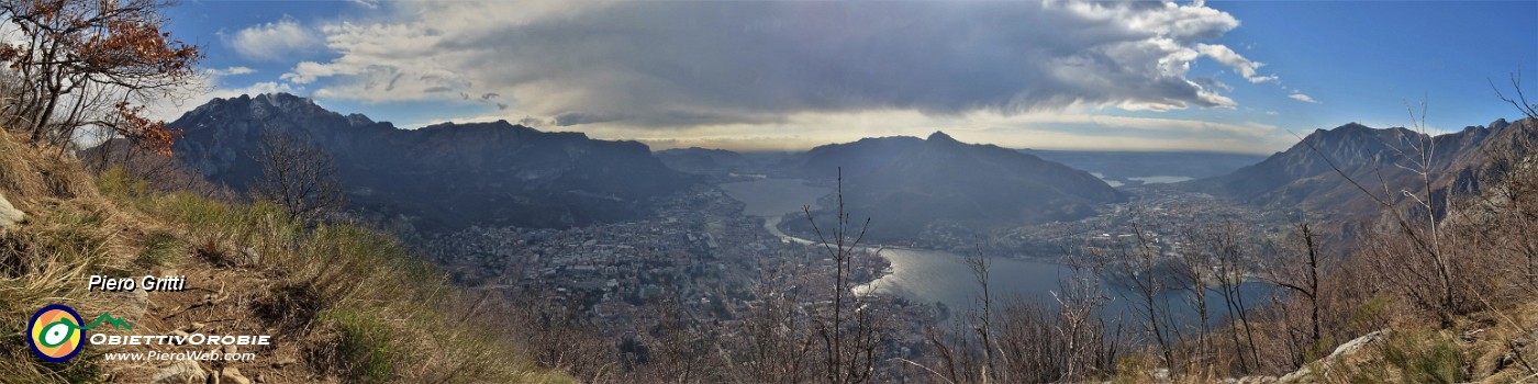 27 Si apre il cielo mentre inizia a spirare vento da nord-ovest...bello il panorama.jpg